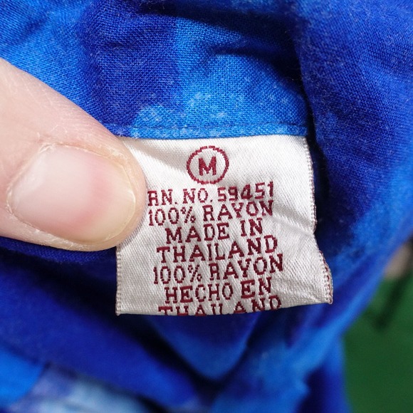 THUMBS UP FOR HIM SHORT SLEEVE 100% RAYON BEACH SURF BOARD HAWAIIAN SHIRT MENS M - Picture 6 of 6